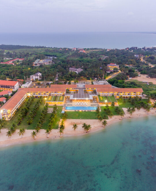 Hotels & Resorts